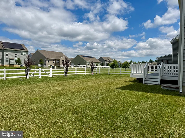 636 McCracken Dr — Photo 24