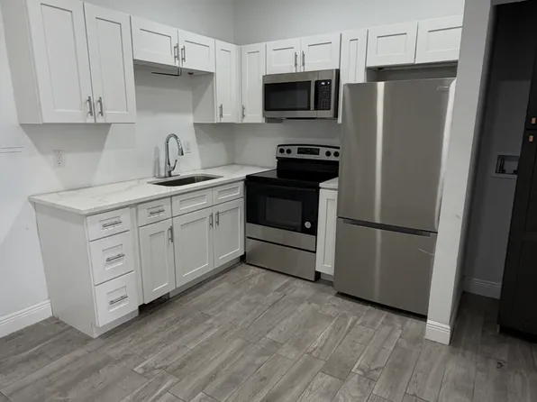 2901 N 20th St, Tampa, FL 33605