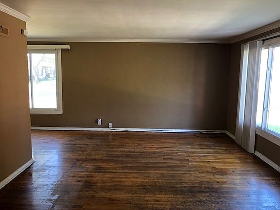 4th image of 3628 Western Ave #0
