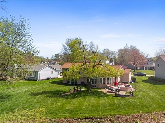 4th image of 59 Lakehurst Dr