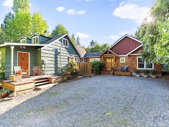 3rd image of 19807 30th Ave NE