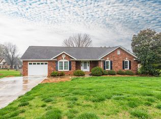 9700 Bartlett Rd, Charlotte, NC 28227