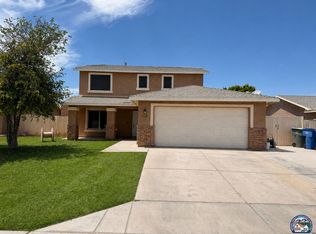 1165 Pecan St, Brawley, CA 92227
