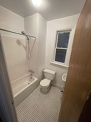5th image of 307 W 116th St #2