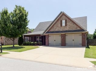 5626 S Brighton Rd, Rogers, AR 72758