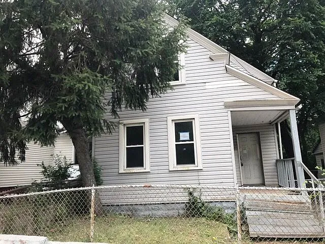 9512 Union Ave photo 1