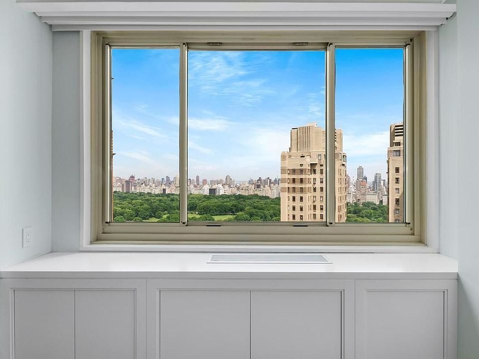 1st image of 30 W 63rd St APT 32V