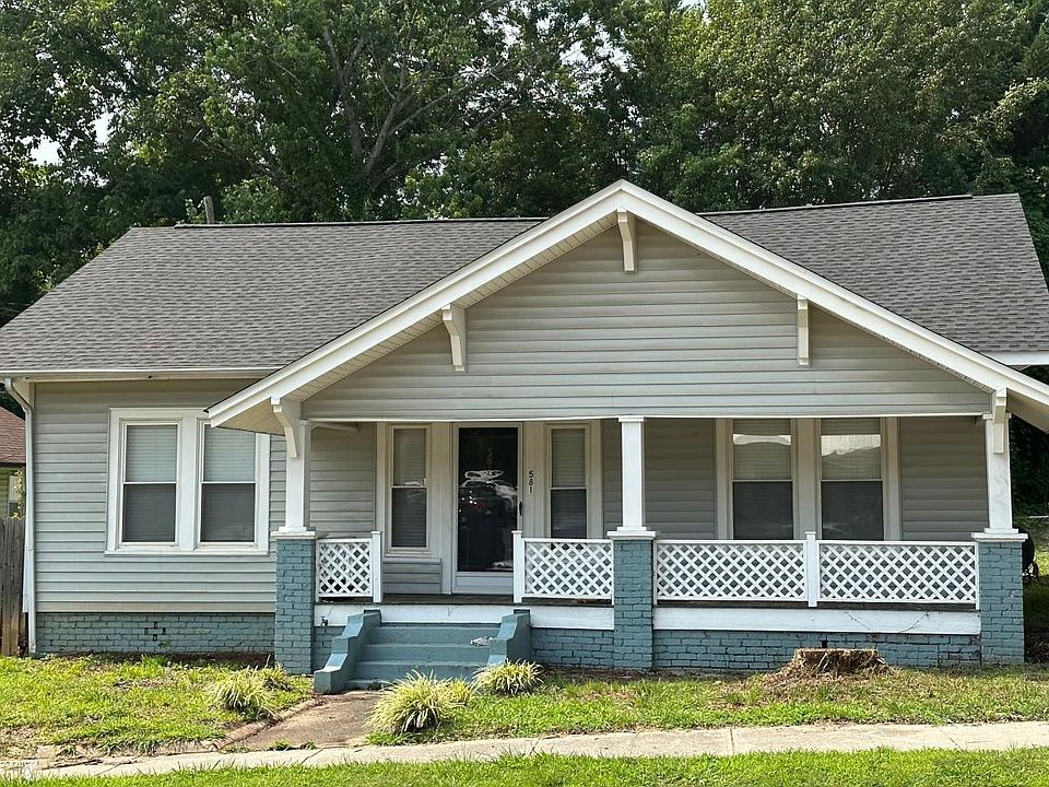 1st image of 581 E Court St