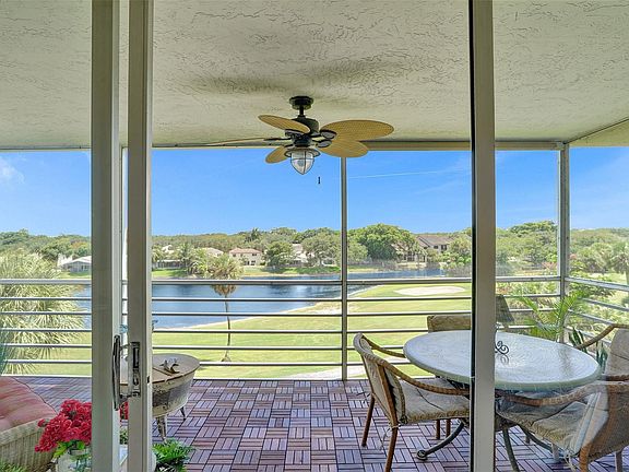 2nd image of 821 Cypress Boulevard #512