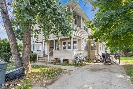 67 6th Ave