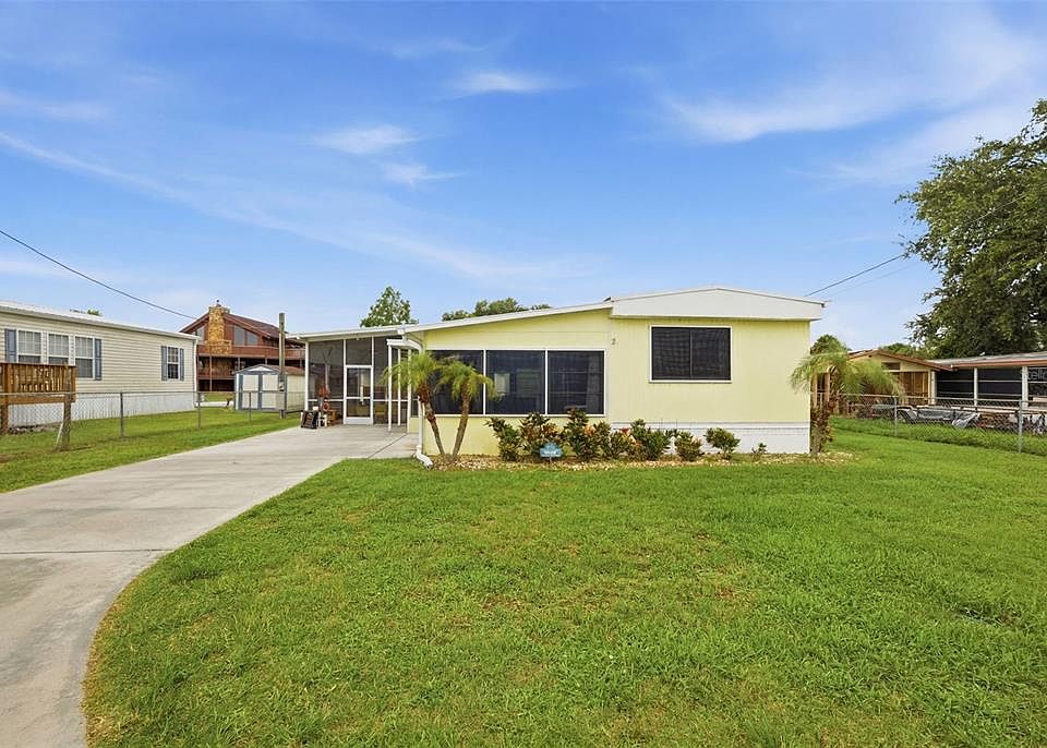 1st image of 1056 BLUE HERON LANE