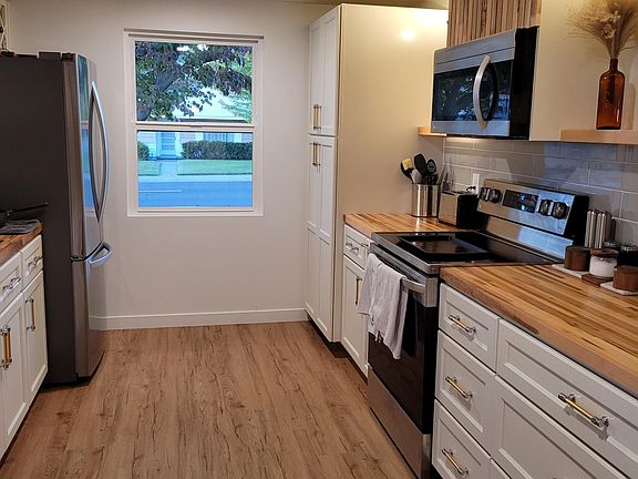 4th image of 913 Cottonwood Dr