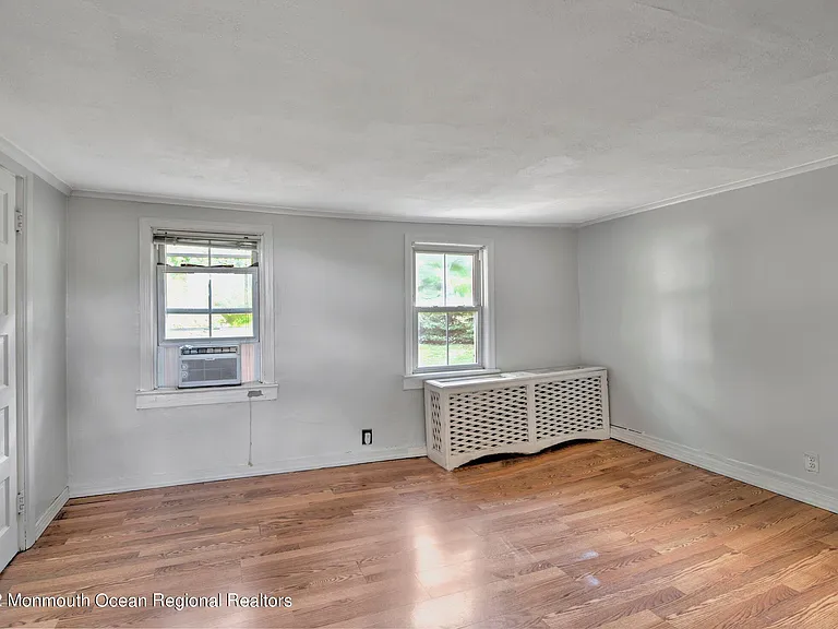 284 Millstone Rd — Photo 30