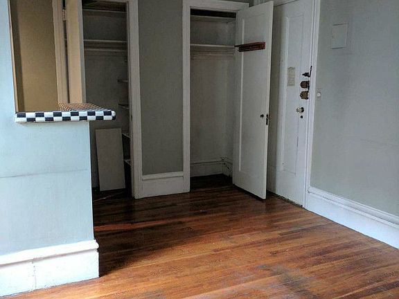 3rd image of 287 Amsterdam Ave #608