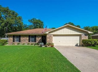 349 Wesley Dr, Corsicana, TX 75110