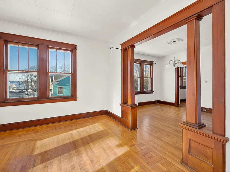 150 Green St #2 — Photo 4