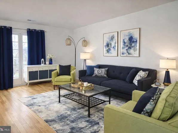 18310 Feathertree Way APT 101, Montgomery Village, MD 20886