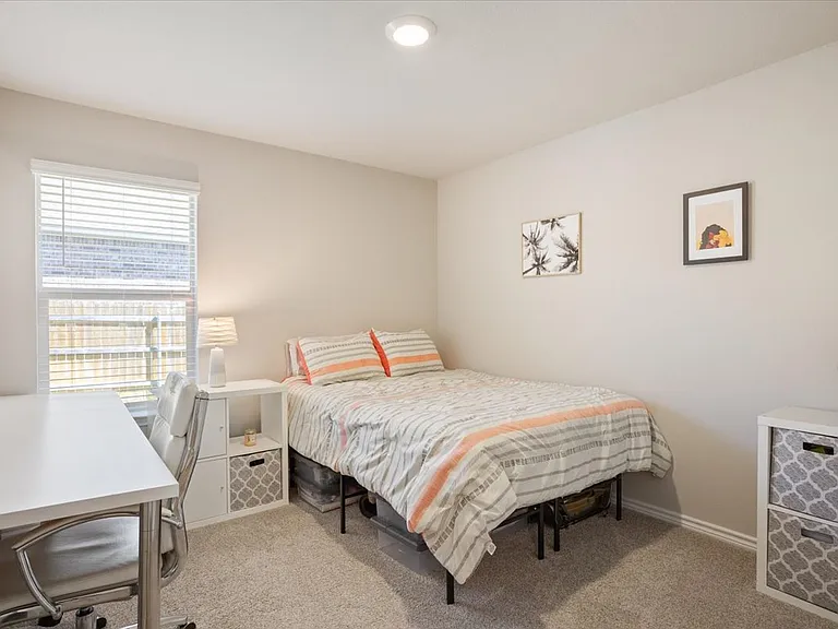 5737 Saint Charles Dr — Photo 19