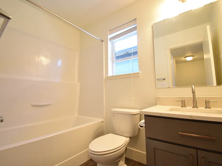 291 E Thurman Mill Ln — Photo 17