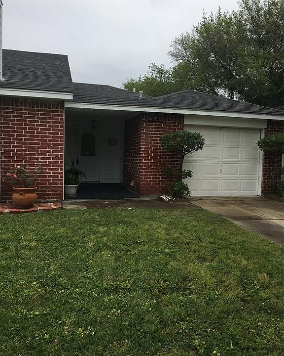 1st image of 4402 Daisy Meadow Dr