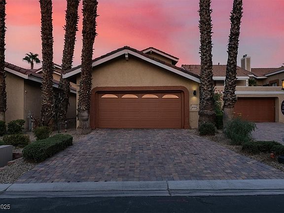 3rd image of 3034 Bel Air Dr