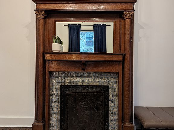 5th image of 19 E Powell Ave