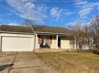 241 Hawthorne Ln, Point Pleasant, WV 25550