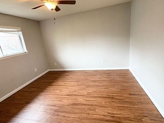 5th image of 199 S McLean Blvd APT 2