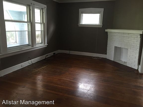 4th image of 1634 Lauderdale Ave
