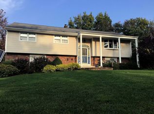 9 Slayton Rd, Glenwood, NJ 07418
