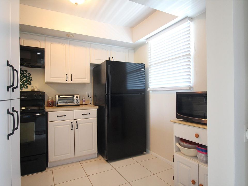 1st image of 113 Royal Park Drive #4E
