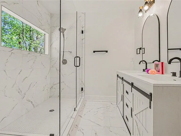 1680 Fairbanks St SW — Photo 16