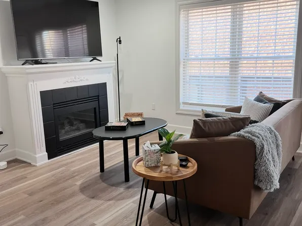 209 W Jefferson St, Winterset, IA