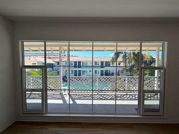 4th image of 275 N Garfield Ave #10B