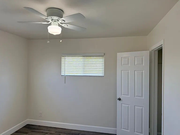 5273 Wightman St — Photo 11