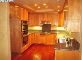 288 E 2nd St, Benicia, CA 94510