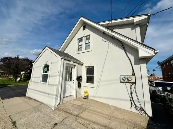 46 Humbert St #1, Nutley, NJ 07110
