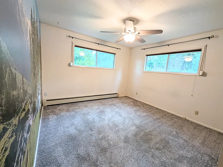2575 Yew Street Rd — Photo 41