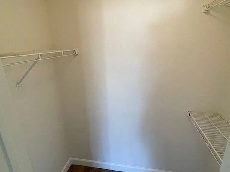 8401 Sewards Bluff Ave — Photo 33