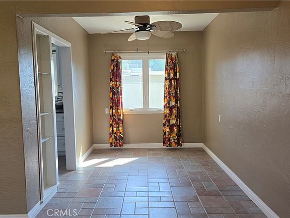 2nd image of 422 Bond St #1