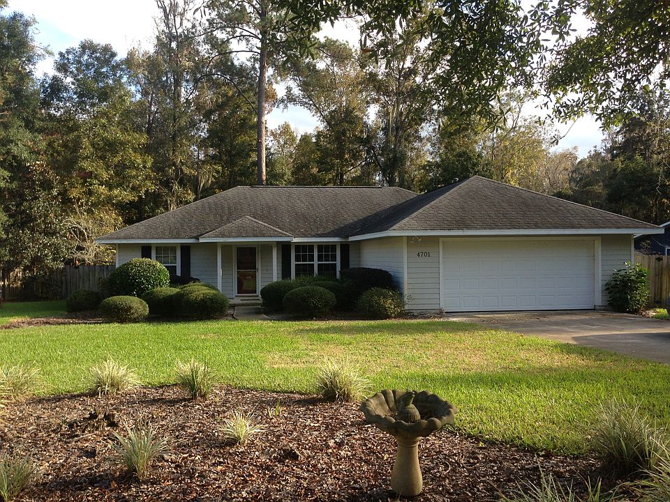 1st image of 4701 NW 104th Ln