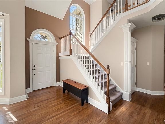 4th image of 5118 Forest Ridge Dr