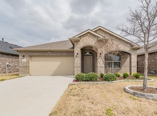 1413 Archway Ct, Justin, TX 76247