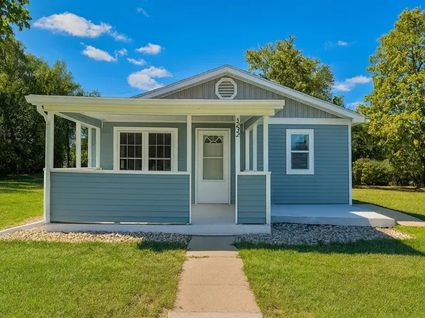 5232 Webster St, Fort Wayne, IN 46807