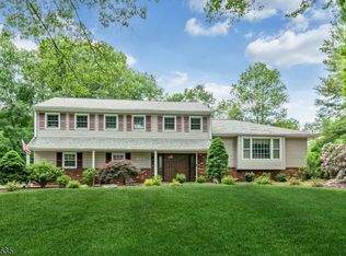 463 George Pl, Wyckoff, NJ 07481