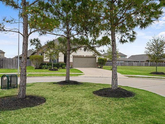 2nd image of 8002 Bunch Grass Ln