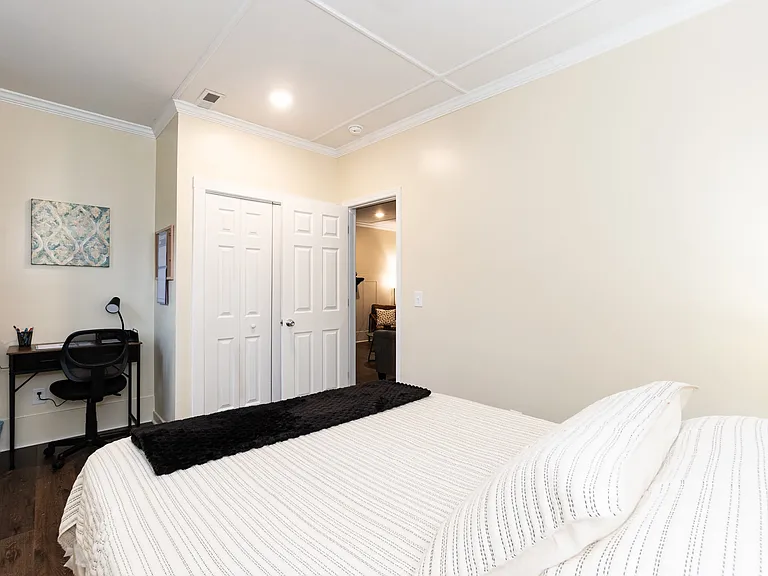 701 Elizabeth Ave — Photo 11