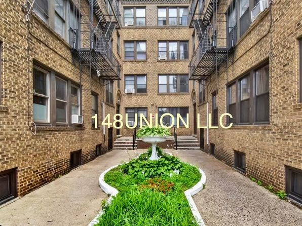148 37th St #3A