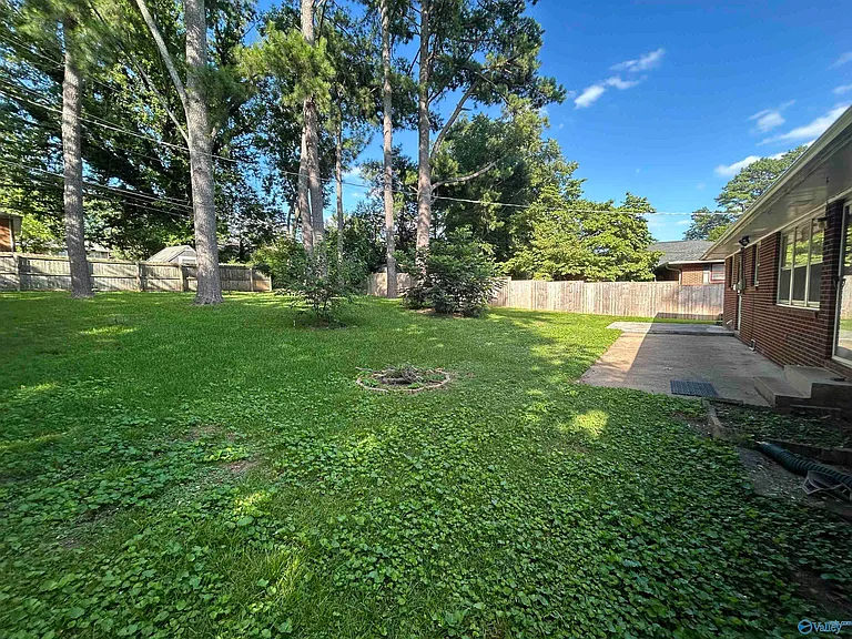 1607 Chapman Ave NE — Photo 23