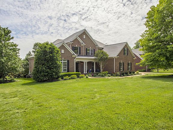 3rd image of 2601 Baston Ct